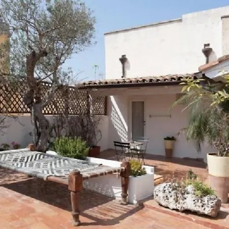 Palazzo Zacheo 3* Галліполі