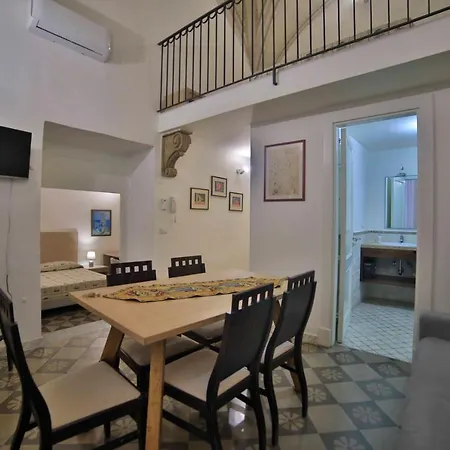 Frühstückspension Palazzo Zacheo 3*