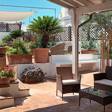 Palazzo Zacheo Bed & Breakfast Gallipolli