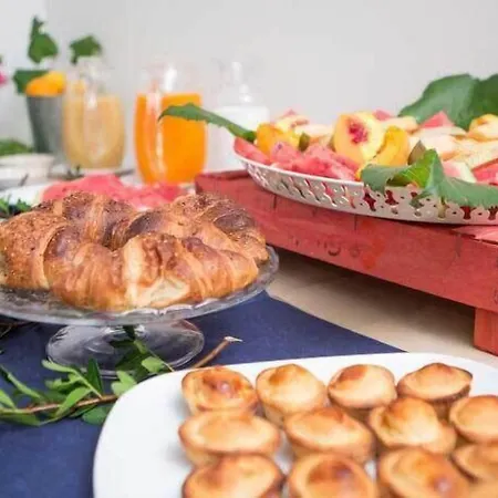 Palazzo Zacheo Bed & Breakfast