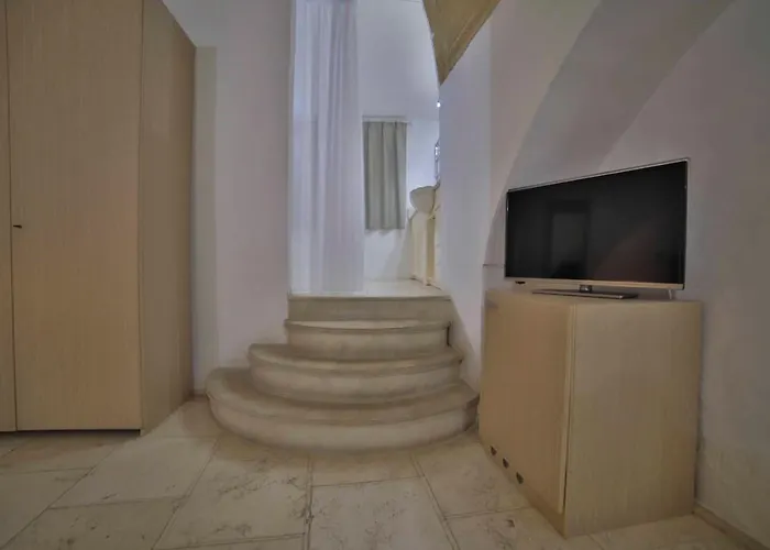 Palazzo Zacheo 住宿加早餐酒店 3*